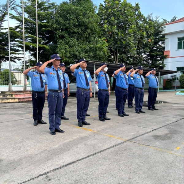 ĐỘI NGŨ BẢO VỆ KHU CÔNG NGHIÊP